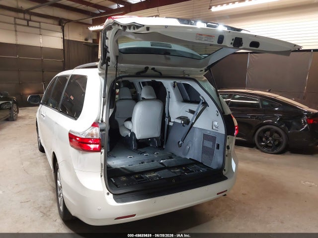2017 Toyota Sienna Limited Premium 7 Passenger მანქანა იყიდება აუქციონზე, vin: 5TDDZ3DC4HS147699, აუქციონის ნომერი: 45429421