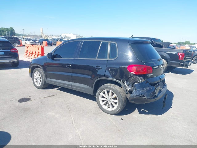 2017 Volkswagen Tiguan 2.0t/2.0t S მანქანა იყიდება აუქციონზე, vin: WVGBV7AX9HK053404, აუქციონის ნომერი: 45429424