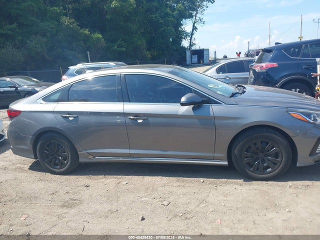 Продажа на аукционе авто 2018 Hyundai Sonata Sport, vin: 5NPE34AF2JH698588, номер лота: 45429430