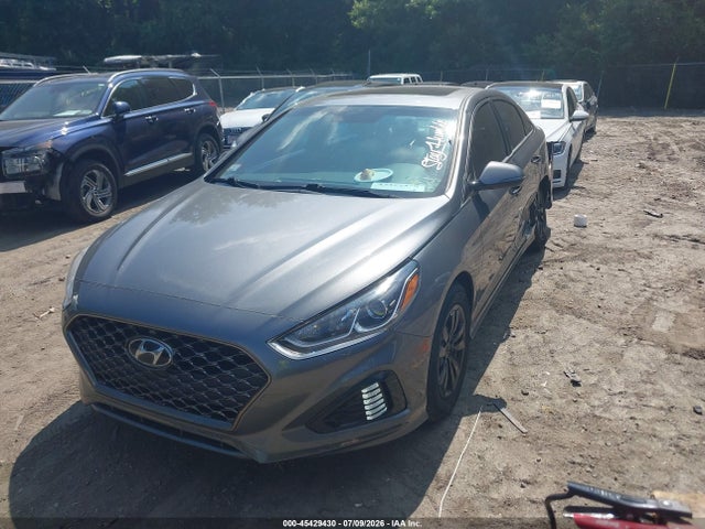 Продажа на аукционе авто 2018 Hyundai Sonata Sport, vin: 5NPE34AF2JH698588, номер лота: 45429430