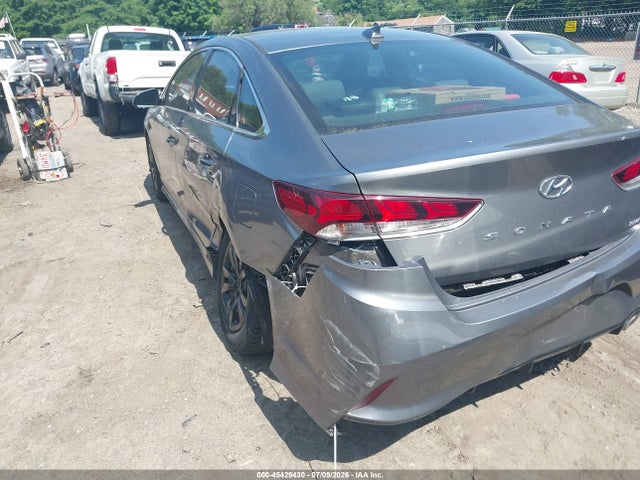 Продажа на аукционе авто 2018 Hyundai Sonata Sport, vin: 5NPE34AF2JH698588, номер лота: 45429430