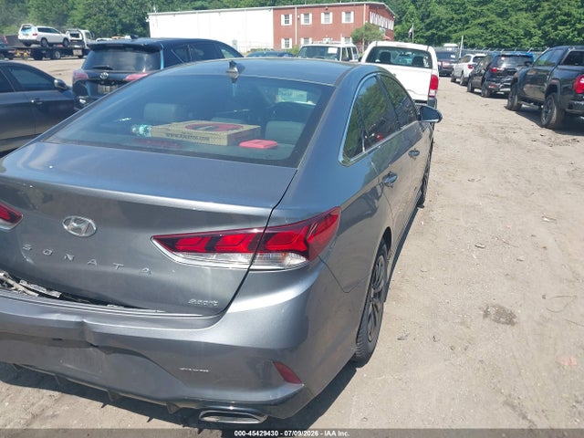 Продажа на аукционе авто 2018 Hyundai Sonata Sport, vin: 5NPE34AF2JH698588, номер лота: 45429430