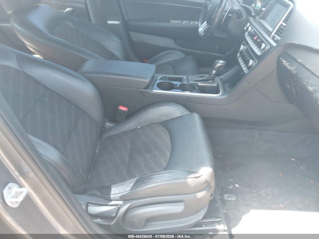 Продажа на аукционе авто 2018 Hyundai Sonata Sport, vin: 5NPE34AF2JH698588, номер лота: 45429430