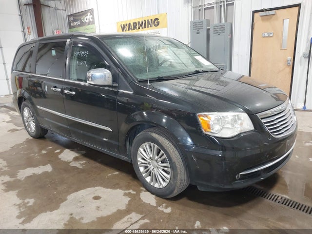 2015 Chrysler Town & Country Touring-l მანქანა იყიდება აუქციონზე, vin: 2C4RC1CGXFR547644, აუქციონის ნომერი: 45429439