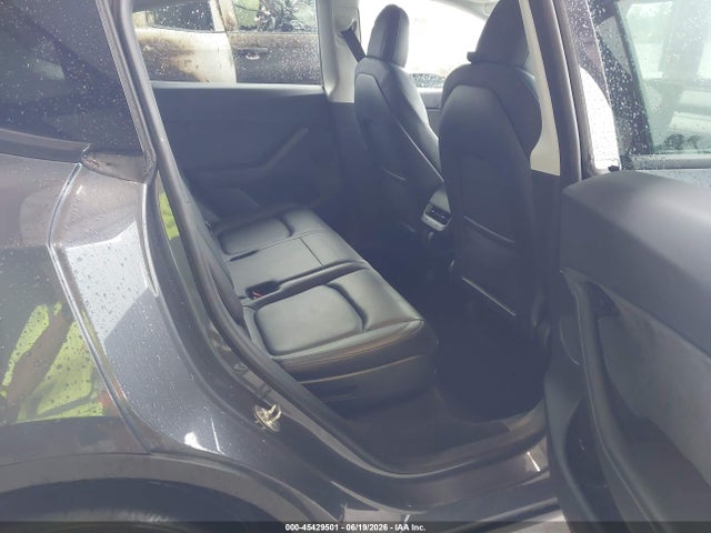 45429501 :رقم المزاد ، 7SAYGAEE2PF613292 vin ، 2023 Tesla Model Y Awd/long Range Dual Motor All-wheel Drive مزاد بيع