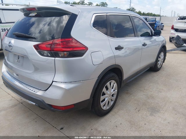 Nissan ROGUE S 2017 5N1AT2MT4HC888446 Image 4