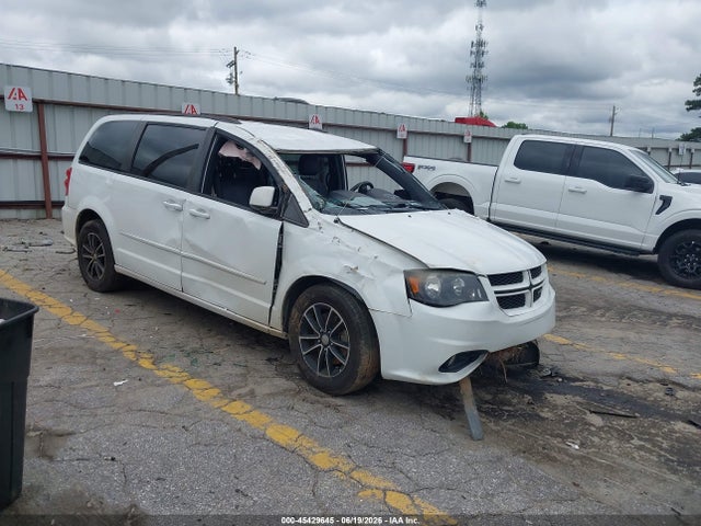 2016 Dodge Grand Caravan R/t მანქანა იყიდება აუქციონზე, vin: 2C4RDGEG2GR275220, აუქციონის ნომერი: 45429645