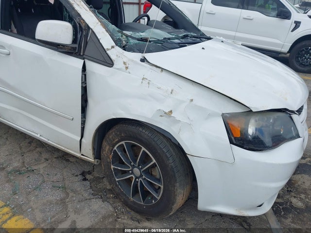 Продажа на аукционе авто 2016 Dodge Grand Caravan R/t, vin: 2C4RDGEG2GR275220, номер лота: 45429645