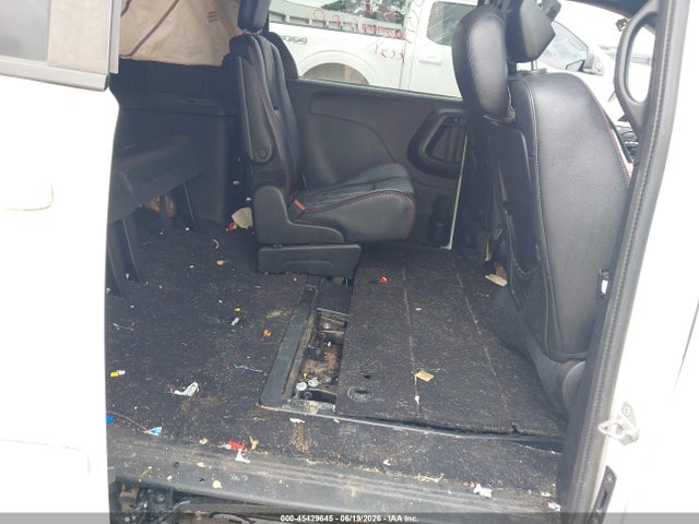 Продажа на аукционе авто 2016 Dodge Grand Caravan R/t, vin: 2C4RDGEG2GR275220, номер лота: 45429645