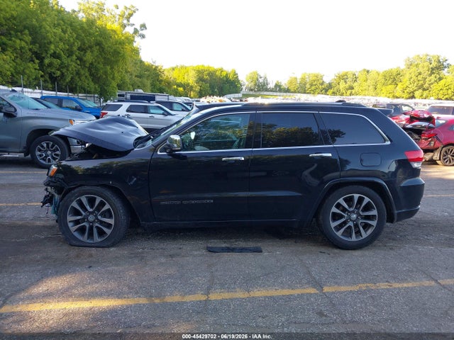 1C4RJFCG5JC445978 Jeep Grand Cherokee Overland 4x4
