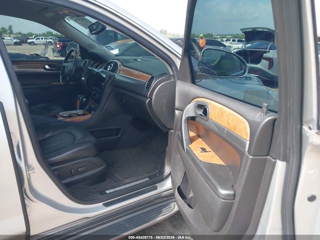 45429775 :رقم المزاد ، 5GAKRCED2BJ213008 vin ، 2011 Buick Enclave 2xl مزاد بيع
