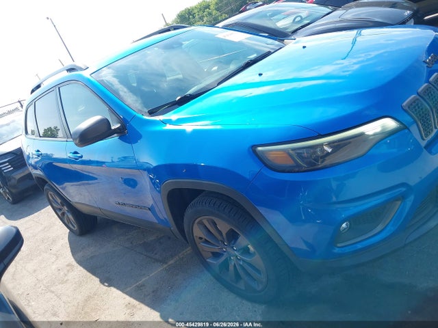45429819 :رقم المزاد ، 1C4PJMMX3MD117936 vin ، 2021 Jeep Cherokee 80th Anniversary 4x4 مزاد بيع