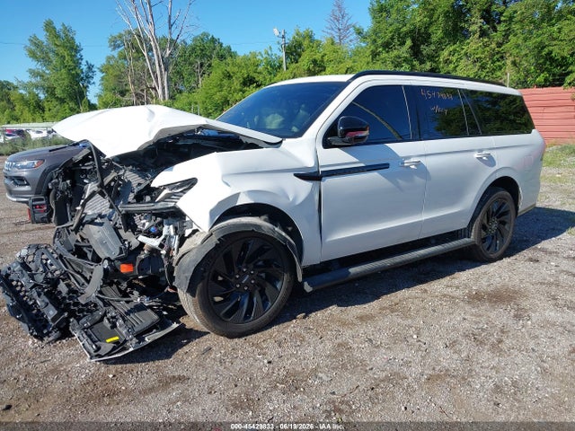 Продажа на аукционе авто 2025 Lincoln Navigator Reserve, vin: 5LMJJ2LGXSEL01265, номер лота: 45429833