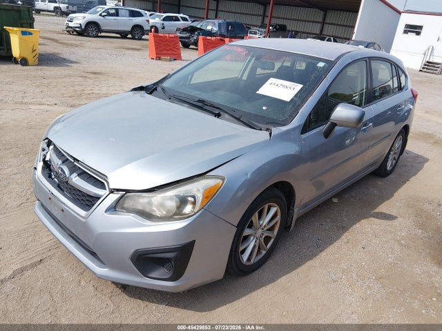 Subaru Impreza 2.0i Premium 2014 JF1GPAC6XE8224293 Image 2
