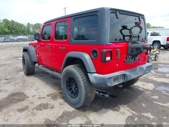 1C4HJXDG9JW145746 Jeep Wrangler Unlimited Sport 4x4