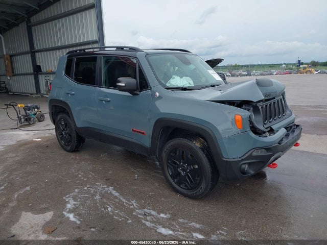 Jeep Renegade Trailhawk 4x4 2018 ZACCJBCB2JPH00987 головне зображення