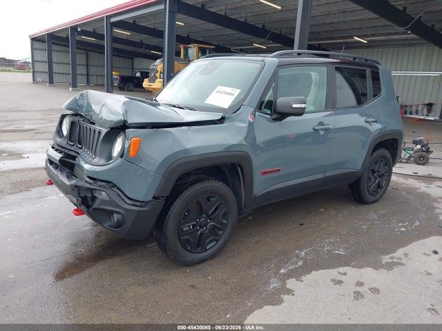 Jeep Renegade Trailhawk 4x4 2018 ZACCJBCB2JPH00987 Image 2