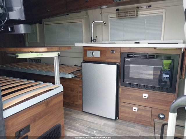 45430093 :رقم المزاد ، 3C6MRVJG0ME546074 vin ، 2021 Ram Promaster 3500 Cargo Van High Roof 159 Wb Ext مزاد بيع