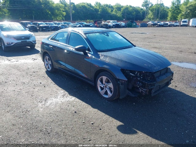 45430127 :رقم المزاد ، WAUGUDGY9PA139163 vin ، 2023 Audi A3 Premium 40 Tfsi Quattro S Tronic مزاد بيع