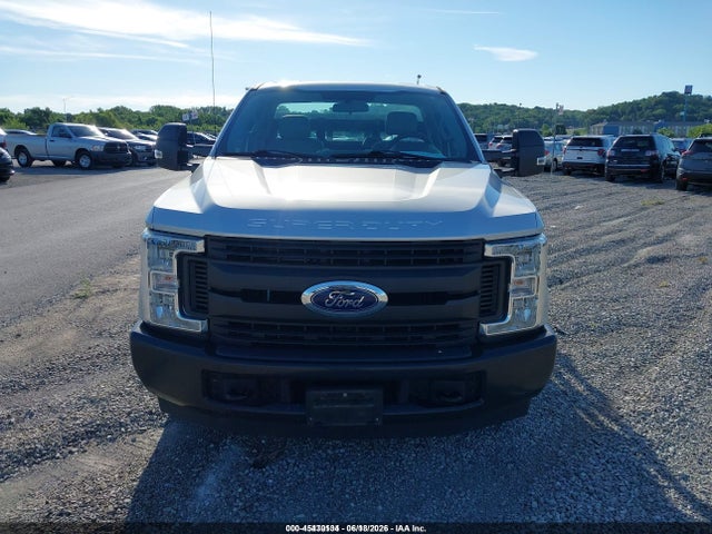 1FDBF2A64KEF82059 Ford F-250 Xl