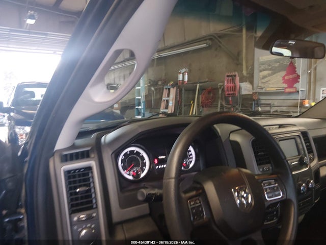 Продаж на аукціоні авто 2019 Ram 1500 Classic Tradesman  4x4 5'7 Box, vin: 1C6RR7KG2KS626132, номер лоту: 45430142