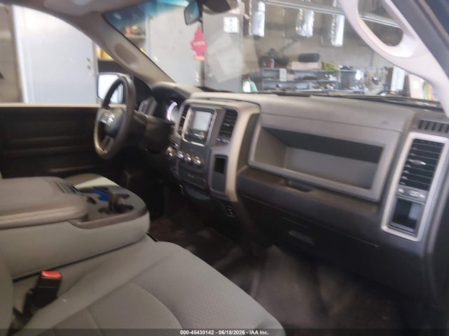 Продаж на аукціоні авто 2019 Ram 1500 Classic Tradesman  4x4 5'7 Box, vin: 1C6RR7KG2KS626132, номер лоту: 45430142