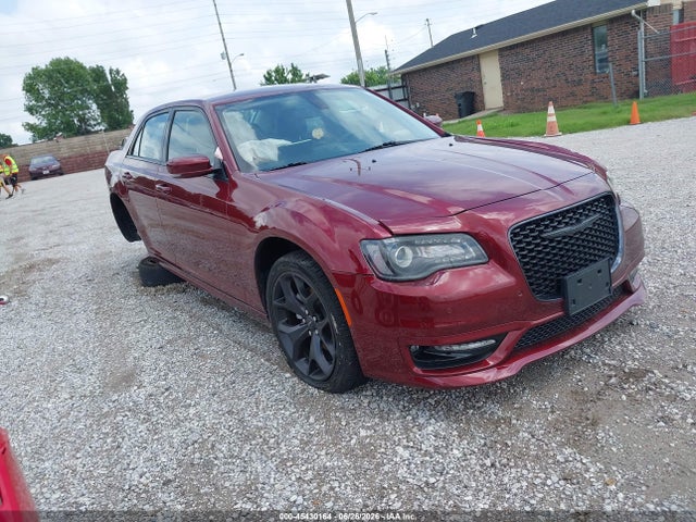 Продажа на аукционе авто 2023 Chrysler 300 Touring L, vin: 2C3CCADG6PH652634, номер лота: 45430164