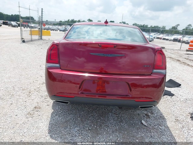 Продажа на аукционе авто 2023 Chrysler 300 Touring L, vin: 2C3CCADG6PH652634, номер лота: 45430164