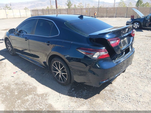 4T1G11BK4MU023338 Toyota Camry Se Awd