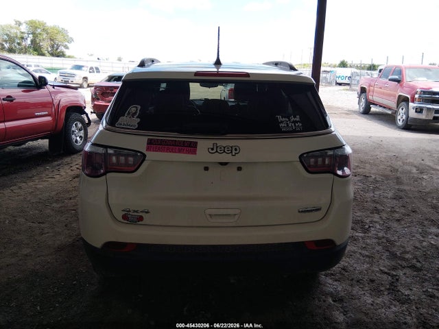 Jeep Compass Latitude 4x4 2019 3C4NJDBB9KT849140 Image 17
