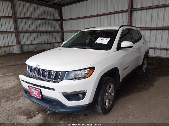 Jeep Compass Latitude 4x4 2019 3C4NJDBB9KT849140 Image 2