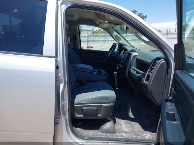 1C6RR6FG6HS764981 RAM 1500 Tradesman 4x2 6&#039;4 Box