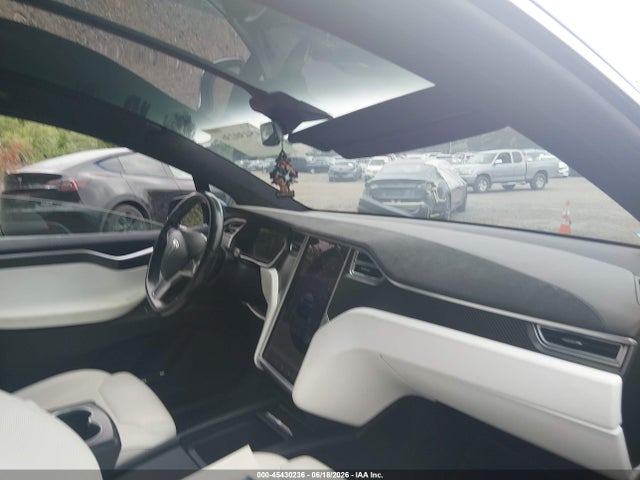 Aukcja sprzedaży 2017 Tesla Model X 100d/75d/90d, vin: 5YJXCBE25HF035545, numer aukcji: 45430236
