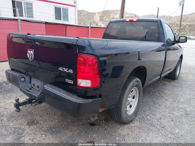 45430267 :رقم المزاد ، 3C6JR7DG1JG238552 vin ، 2018 Ram 1500 Tradesman  4x4 8' Box مزاد بيع