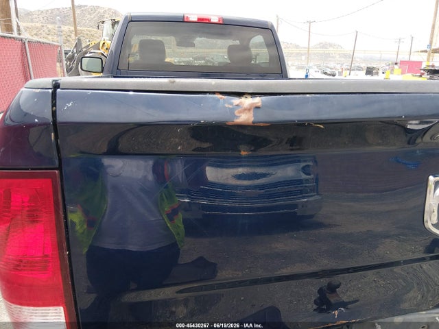 45430267 :رقم المزاد ، 3C6JR7DG1JG238552 vin ، 2018 Ram 1500 Tradesman  4x4 8' Box مزاد بيع