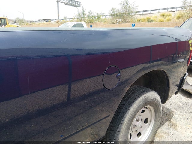 45430267 :رقم المزاد ، 3C6JR7DG1JG238552 vin ، 2018 Ram 1500 Tradesman  4x4 8' Box مزاد بيع