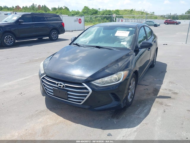 Auction sale of the 2017 Hyundai Elantra Se, vin: KMHD84LF6HU381158, lot number: 45430312