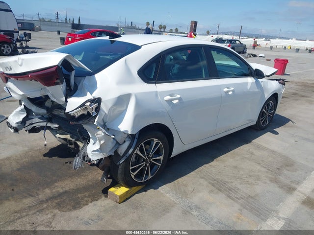 KIA Forte Lxs 2024 3KPF24AD7RE798773 Image 4