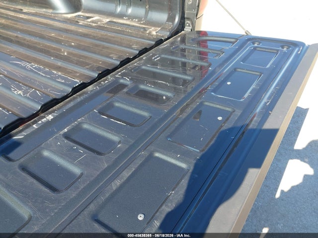 1GCNKNEH4HZ154651 Chevrolet Silverado 1500 Work Truck
