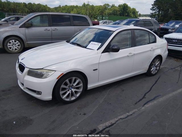 2010 Bmw 328i მანქანა იყიდება აუქციონზე, vin: WBAPH7G57ANM51221, აუქციონის ნომერი: 45430379