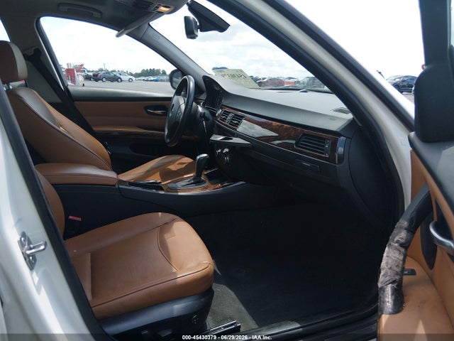 2010 Bmw 328i მანქანა იყიდება აუქციონზე, vin: WBAPH7G57ANM51221, აუქციონის ნომერი: 45430379
