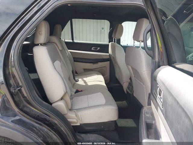 1FM5K8B82JGC45372 Ford Explorer