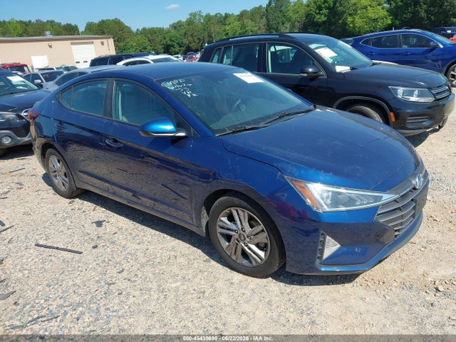 2020 Hyundai Elantra Sel მანქანა იყიდება აუქციონზე, vin: 5NPD84LF2LH535128, აუქციონის ნომერი: 45430690