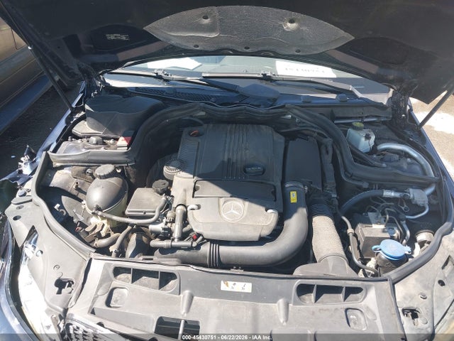 Auction sale of the 2012 Mercedes-benz C 250 Sport, vin: WDDGF4HB1CR212843, lot number: 45430751