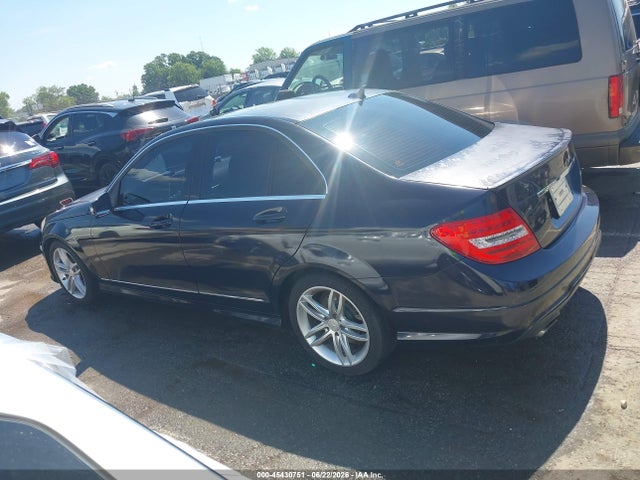 Auction sale of the 2012 Mercedes-benz C 250 Sport, vin: WDDGF4HB1CR212843, lot number: 45430751