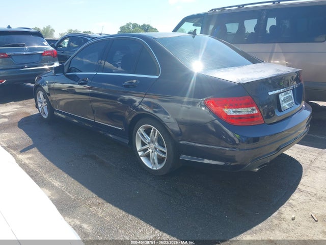 Auction sale of the 2012 Mercedes-benz C 250 Sport, vin: WDDGF4HB1CR212843, lot number: 45430751
