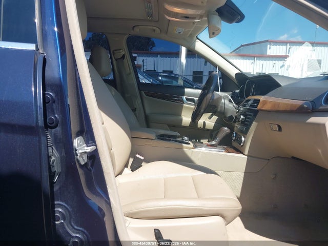 Auction sale of the 2012 Mercedes-benz C 250 Sport, vin: WDDGF4HB1CR212843, lot number: 45430751