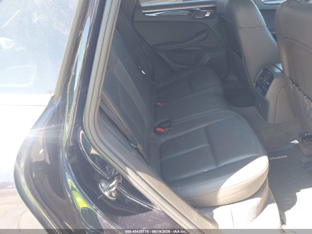 45430776 :رقم المزاد ، WP1AA2A52HLB02979 vin ، 2017 Porsche Macan مزاد بيع