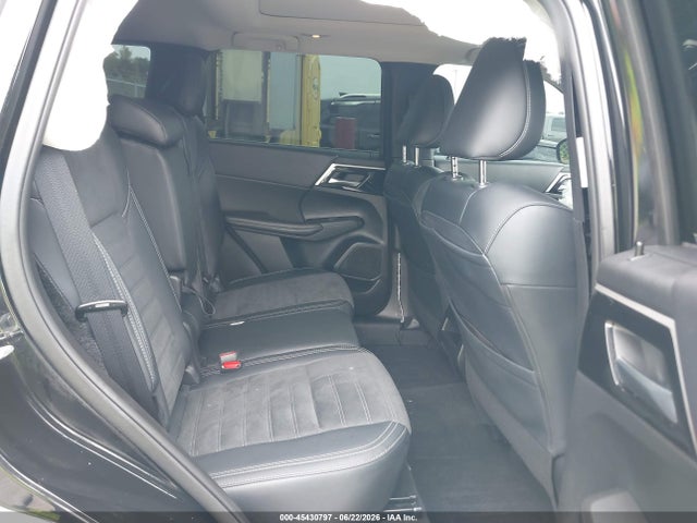 Продаж на аукціоні авто 2024 Mitsubishi Outlander Se 2.5 2wd/se Black Edition S-awc/se Black Edition W/pano Roof S-awc, vin: JA4J3VA89RZ084867, номер лоту: 45430797