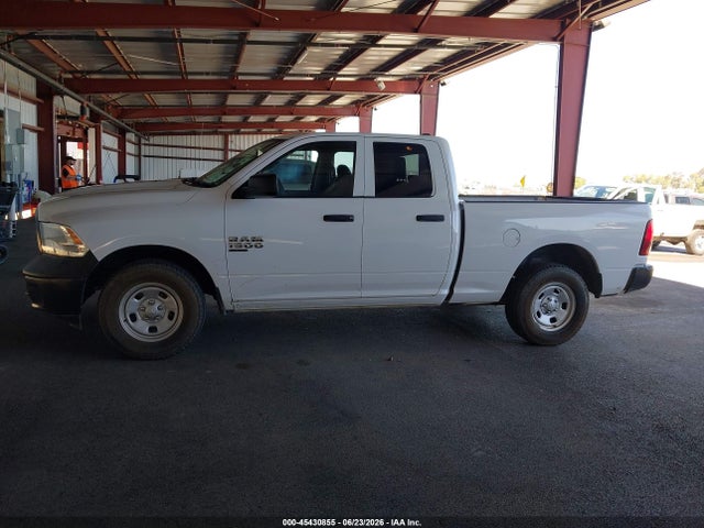 1C6RR7FG4KS679098 RAM 1500 Classic Tradesman 4x4 6&#039;4 Box